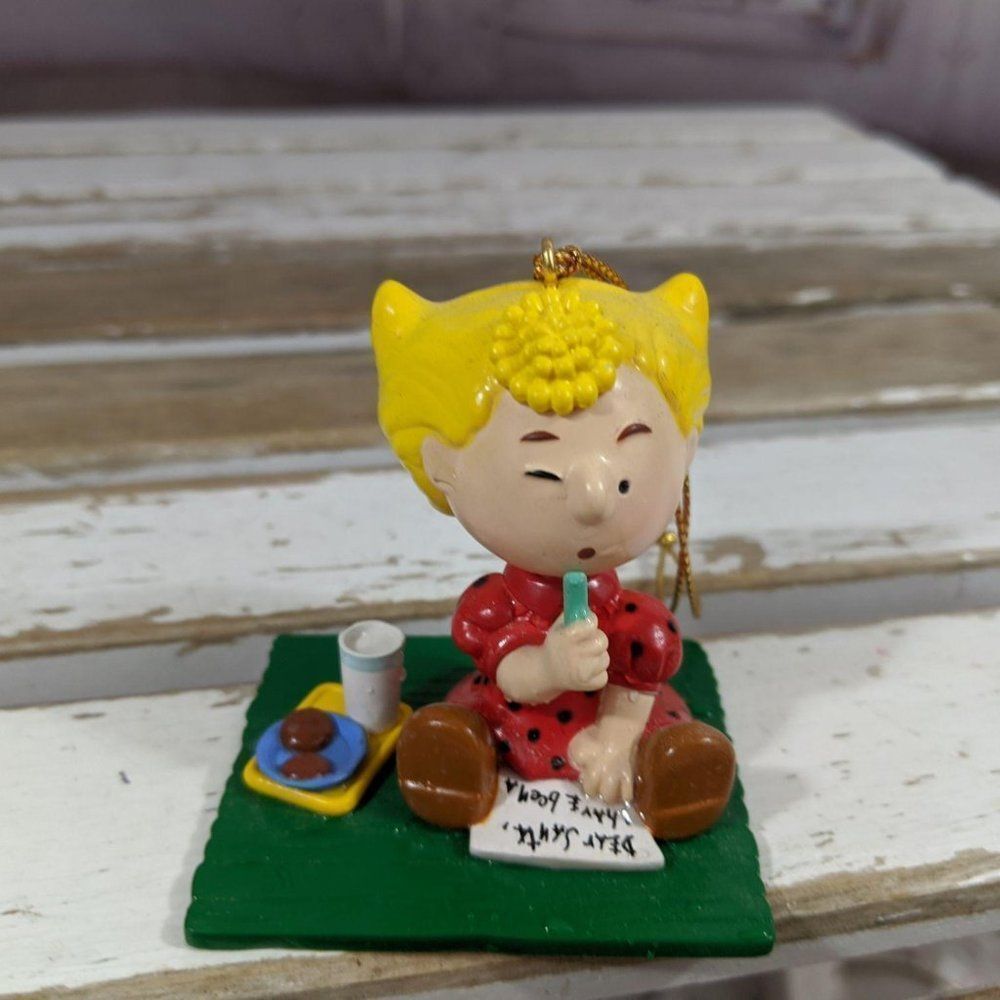 danbury mint Sally Santa list ornament Xmas holida